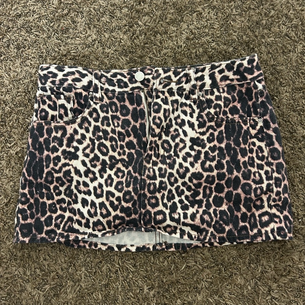 Pacsun Leopard Print Mid Rise Skirt